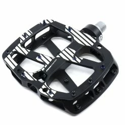 E-thirteen Pédales Plates Plus - Noir 7 E-thirteen Pédales Plates Plus - Noir -Magura Soldes pluspeds3